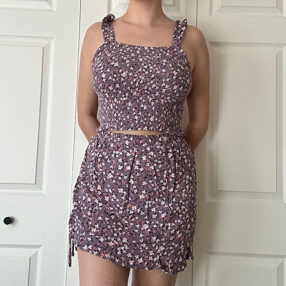 Purple floral smock top & crinkle fabric skirt set